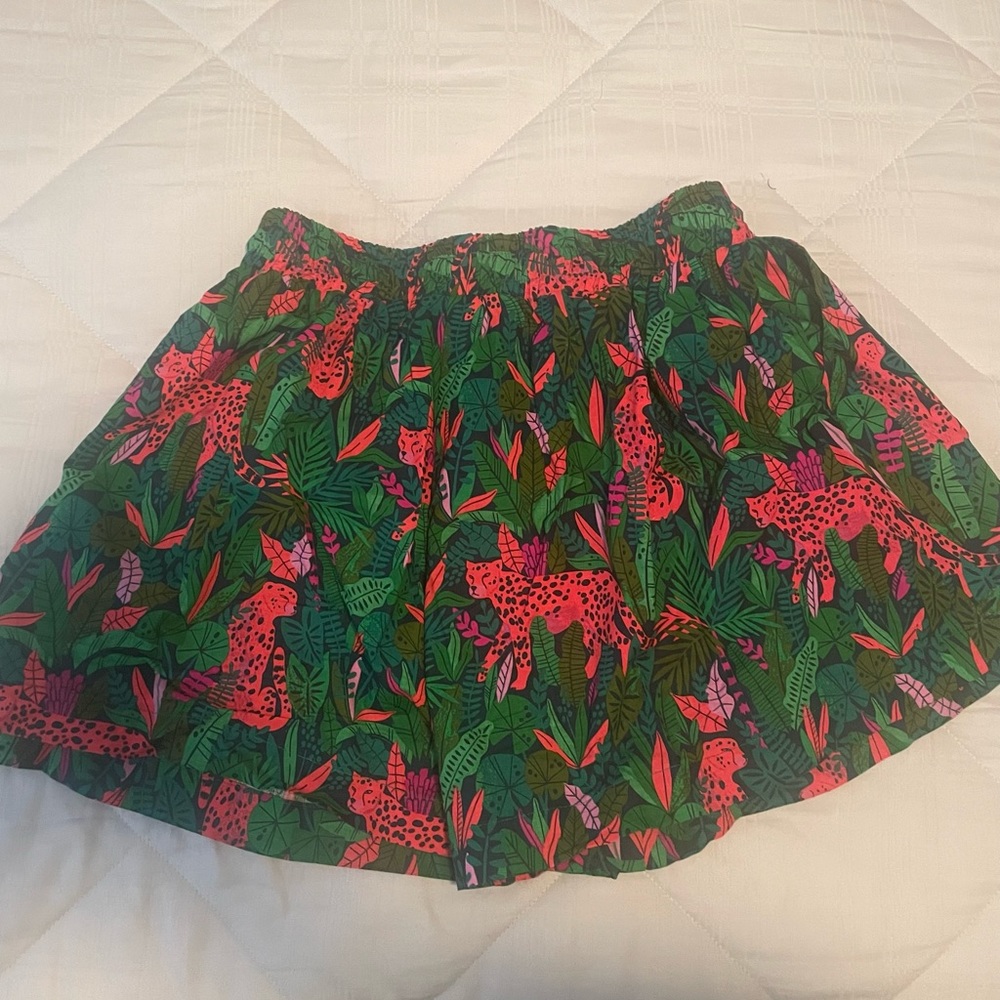 Palms Away Elastic Waist Leopard shorts - Picture 2 of 5